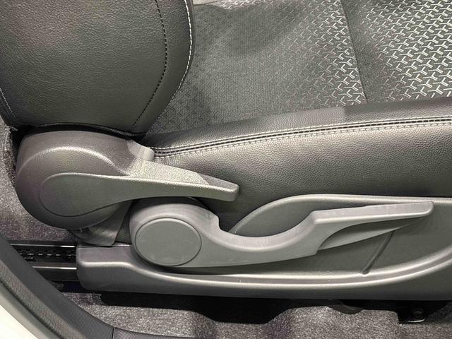 ロッキープレミアムＧ　ＨＥＶ衝突軽減Ｂ　車線逸脱警報システム　電動格納ドアミラー　レーダークルコン　Ａストップ　Ｂカメラ　ＬＥＤヘッドライト　キーフリーシステム　衝突安全ボディ　スマートキー　アルミホイール　盗難防止システム（広島県）の中古車