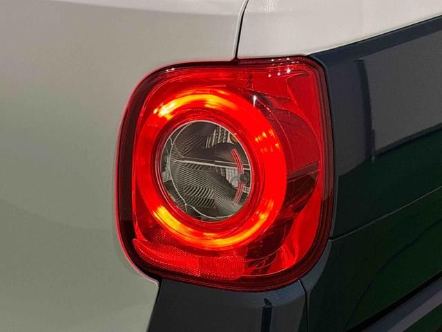 ムーヴキャンバスストライプスG 2トーンカラー バックカメラ スマアシLEDオートライト・フォグランプ 電動パーキングブレーキ プッシュボタンスタート セキュリティアラーム バックカメラ 両側パワースライドドアウエルカムオープン機能 オート電動格納式ドアミラー(広島県)の中古車