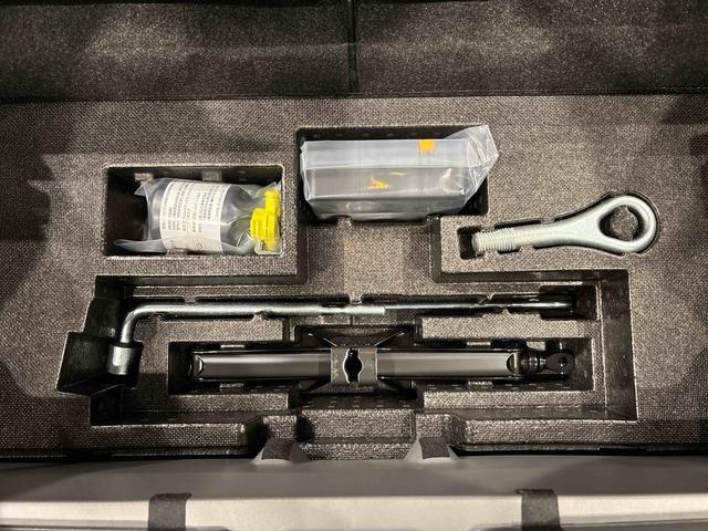 タフトＧターボ　クロムベンチャースカイフィールトップ　クロムパック　メッキパック　シルバーアンダーガーニッシュ　ＬＥＤオートハイビーム＆フォグランプ　電動パーキングブレーキ　バックカメラ　１５インチアルミホイール（広島県）の中古車