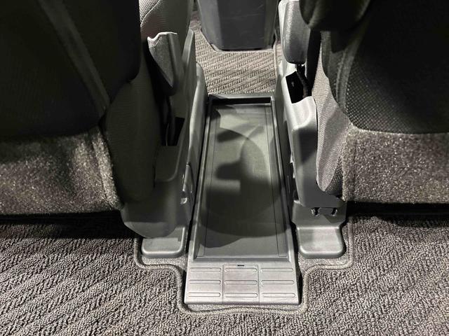 トールカスタムＧ　　９インチディスプレイオーディオ・バックカメラＬＥＤヘッドランプ・フォグランプ　　１４インチアルミホイール　オートライト　プッシュボタンスタート　クルーズコントロール　　コーナーセンサー　パワースライドドア　キーフリーシステム（広島県）の中古車