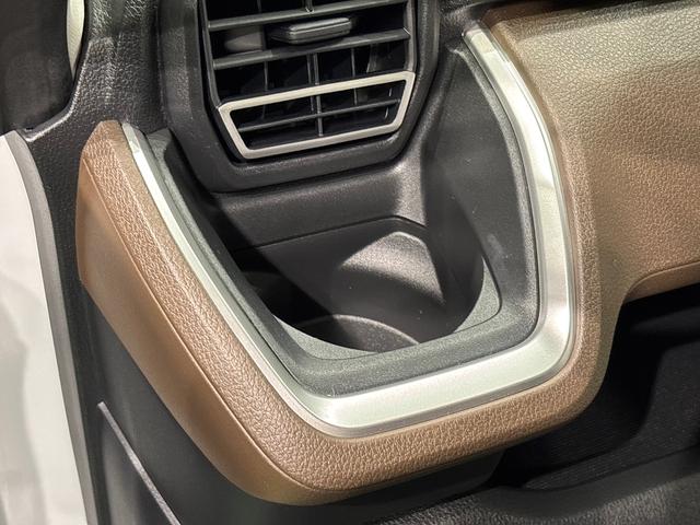 ムーヴＲＳＬＥＤオートライト　オートハイビーム　フロントフォグランプ　運転席／助手席シートヒーター　プッシュボタンスタート　キーフリーシステム　電動パーキングブレーキ　バックカメラ　アルミホイール（広島県）の中古車