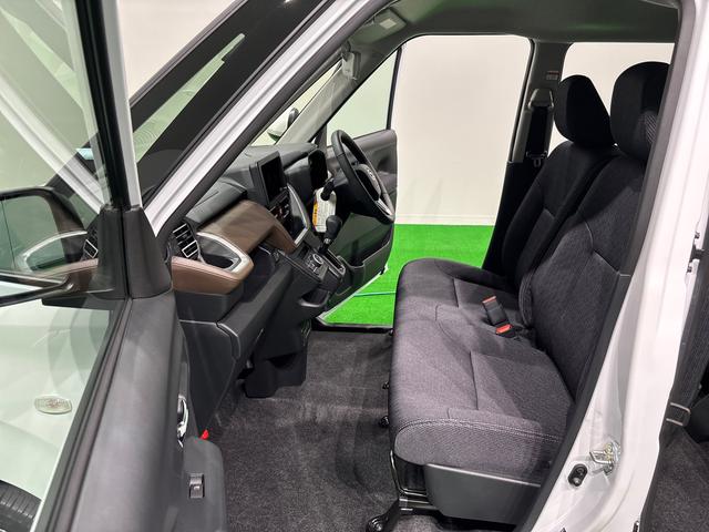 ムーヴＲＳＬＥＤオートライト　オートハイビーム　フロントフォグランプ　運転席／助手席シートヒーター　プッシュボタンスタート　キーフリーシステム　電動パーキングブレーキ　バックカメラ　アルミホイール（広島県）の中古車
