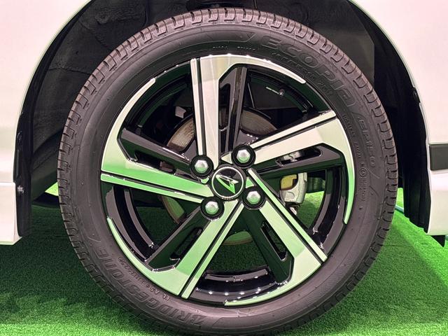 ムーヴＲＳＬＥＤオートライト　オートハイビーム　フロントフォグランプ　運転席／助手席シートヒーター　プッシュボタンスタート　キーフリーシステム　電動パーキングブレーキ　バックカメラ　アルミホイール（広島県）の中古車