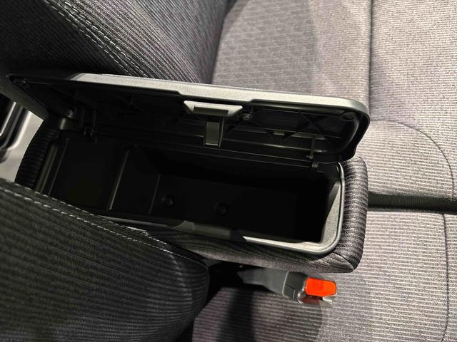 ムーヴＧ　バックモニター対応　片側電動スライドドアＬＥＤオートライト・フォグランプ　電動パーキングブレーキ　プッシュボタンスタート　セキュリティアラーム　バックカメラ　片側パワースライドドア　オート電動格納式ドアミラー（広島県）の中古車