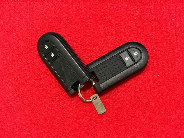 ムーヴＸリミテッド　ＳＡIII　ナビ　バックカメラ　ＥＴＣ運転席シートヒーター　アルミホイール　オートライト　プッシュボタンスタート　セキュリティアラーム　キーフリーシステム　オート電動格納式ドアミラー　シートリフター（広島県）の中古車