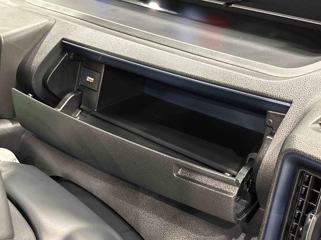 タントカスタムＲＳ　ターボ車　アルミホイール　シートヒーターＬＥＤオートライト　パワースライドドアウェルカムオープン機能　電動パーキングブレーキ　運転席助手席シートヒーター　アルミホイール　キーフリーシステム　　オート電動格納式ドアミラー（広島県）の中古車