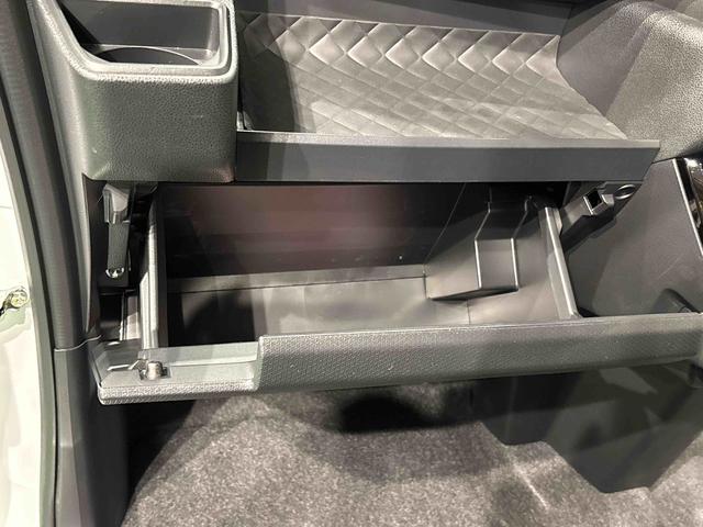 タントカスタムＲＳ　ターボ車　アルミホイール　シートヒーターＬＥＤオートライト　パワースライドドアウェルカムオープン機能　電動パーキングブレーキ　運転席助手席シートヒーター　アルミホイール　キーフリーシステム　　オート電動格納式ドアミラー（広島県）の中古車