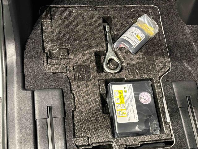 タントカスタムＲＳ　ターボ車　アルミホイール　シートヒーターＬＥＤオートライト　パワースライドドアウェルカムオープン機能　電動パーキングブレーキ　運転席助手席シートヒーター　アルミホイール　キーフリーシステム　　オート電動格納式ドアミラー（広島県）の中古車