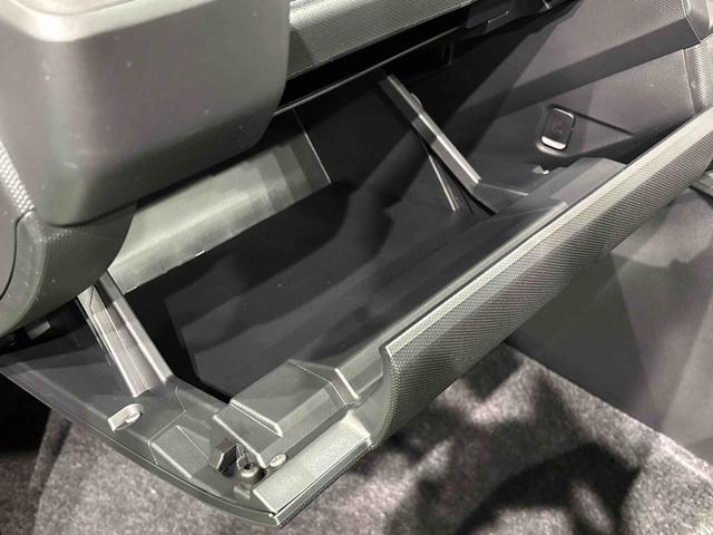 タフトＧ　ダーククロムベンチャー　バックモニター　シートヒータースカイフィールトップ　クロムパック　メッキパック　シルバーアンダーガーニッシュ　インテリアアクセント　ＬＥＤオートライト＆フォグランプ　電動パーキングブレーキ　バックカメラ　アルミホイール（広島県）の中古車