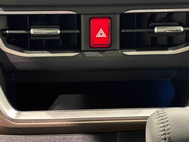 ムーヴＲＳ　パノラマモニター　電動スライドドア　電動格納ドアミラーＬＥＤオートライト・フォグランプ　電動パーキングブレーキ　プッシュボタンスタート　セキュリティアラーム　バックカメラ　両側電動スライドドア　オート電動格納式ドアミラー（広島県）の中古車