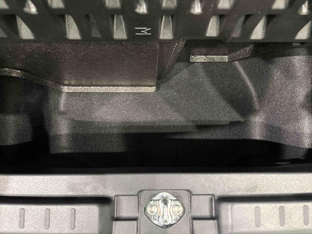 ムーヴＲＳ　パノラマモニター　電動スライドドア　電動格納ドアミラーＬＥＤオートライト・フォグランプ　電動パーキングブレーキ　プッシュボタンスタート　セキュリティアラーム　バックカメラ　両側電動スライドドア　オート電動格納式ドアミラー（広島県）の中古車