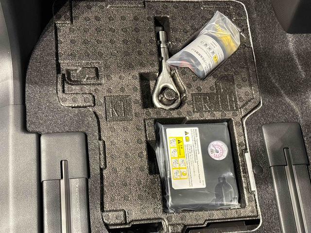 タントカスタムＸリミテッド　ナビゲーション　バックカメラ　ＥＴＣ盗難防止装置　エコアイドル　アダクティブクルーズコントロール　誤発進抑制装置　車線逸脱警告　ＬＥＤランプ　禁煙　Ｓヒーター　両側電動パワースライドドア　バックモニター　電格ミラー　オートＬＥＤ　ＥＴＣ（広島県）の中古車