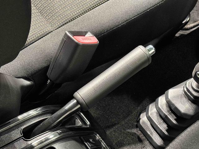 ジムニーＸＣ　ナビ・ＥＴＣ・ドラレコ・Ｂカメラ認定中古車・保証付き・スペアタイヤ・５速ミッション車・シートヒーター・オートエアコン・オートライト・ＵＳＢポート２口・フォグランプ・キーフリー・パワーウィンドゥ・ターンランプ付きドアミラー（広島県）の中古車