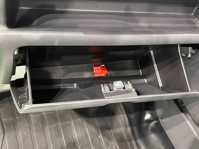 ミニキャブトラックみのり 4WD 5MT車 ハロゲンヘッドライト 作業灯AM/FMラジオ マニュアルエアコン スペアタイヤ(広島県)の中古車