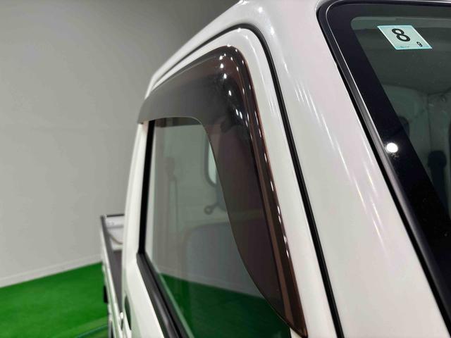 ミニキャブトラックみのり 4WD 5MT車 ハロゲンヘッドライト 作業灯AM/FMラジオ マニュアルエアコン スペアタイヤ(広島県)の中古車