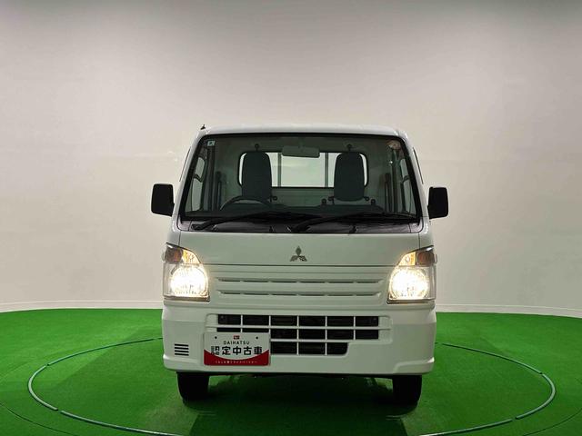 ミニキャブトラックみのり 4WD 5MT車 ハロゲンヘッドライト 作業灯AM/FMラジオ マニュアルエアコン スペアタイヤ(広島県)の中古車