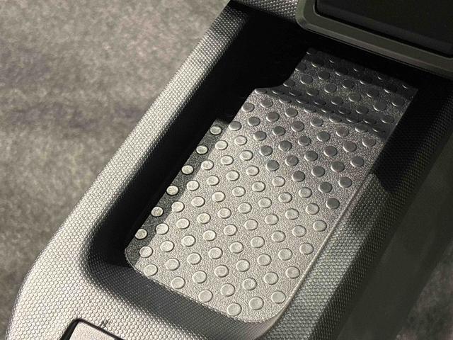 タフトＧ　クロムベンチャー　バックモニター　電動パーキングブレーキスカイフィールトップ　クロムパック　メッキパック　シルバーアンダーガーニッシュ　インテリアアクセント　ＬＥＤオートライト＆フォグランプ　電動パーキングブレーキ　バックカメラ　アルミホイール（広島県）の中古車