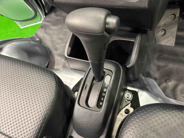 ハイゼットトラックスタンダード オートライト マニュアルエアコンLEDヘッドランプ トップシェイドガラス 運転席SRSエアバック バックソナー 電動式パワーステアリング AM/FMラジオ あゆみ板掛けテールゲート VSC&TRC(広島県)の中古車