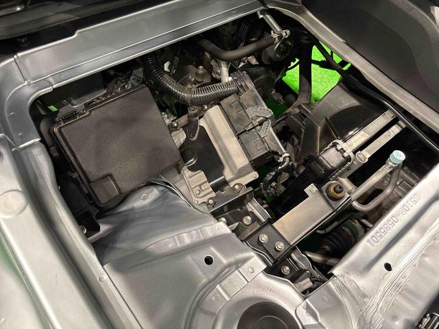 ハイゼットトラックスタンダード オートライト マニュアルエアコンLEDヘッドランプ トップシェイドガラス 運転席SRSエアバック バックソナー 電動式パワーステアリング AM/FMラジオ あゆみ板掛けテールゲート VSC&TRC(広島県)の中古車