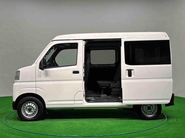ハイゼットカーゴＤＸ　４ＷＤレーダーブレーキ　アイドリングストップ車　ダブルエアバッグ　キーレスキー　４ＷＤ車　ＶＤＣ　衝突安全ボディ　オートマチックハイビーム　エアバッグ　ＡＢＳ　オートライト　スライドドア（広島県）の中古車