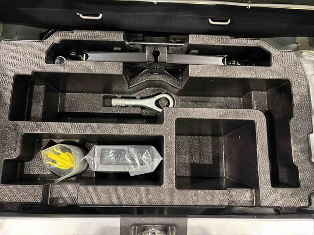 ミライースＸ　ＳＡIIIＬＥＤヘッドランプ　セキュリティアラーム　コーナーセンサー　１４インチフルホイールキャップ　キーレスエントリー　電動格納式ドアミラー　ショツピングフック　マニュアルエアコン（広島県）の中古車