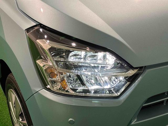 ミライースX SAIII ディスプレイオーディオ オートライトLEDヘッドランプ セキュリティアラーム コーナーセンサー フルホイールキャップ キーレスエントリー 電動格納式ドアミラー ショツピングフック マニュアルエアコン(広島県)の中古車
