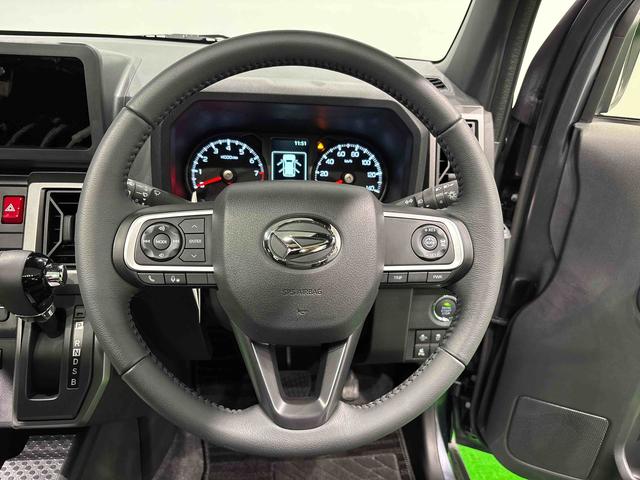 タフトGターボ ダーククロムベンチャー バックモニター対応スカイフィールトップ クロムパック メッキパック シルバーアンダーガーニッシュ インテリアアクセント LEDオートハイビーム&フォグランプ 電動パーキングブレーキ バックカメラ アルミホイール(広島県)の中古車