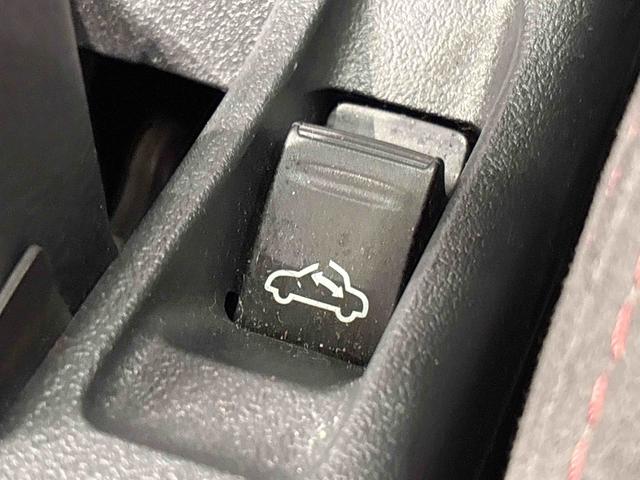 コペンローブ　Ｓ　ディスプレイオーディオ　バックモニター電動開閉式ルーフ　ＬＥＤヘッドランプ　ハロゲンフォグランプ　　１６インチタイヤ＆アルミホイール　プッシュボタンスタート　セキュリティアラーム　スタビライザー（フロント・リヤ）（広島県）の中古車