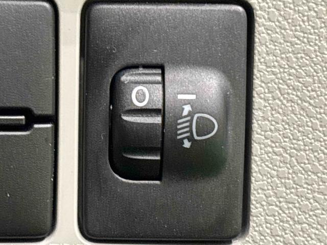 ミライースＸ　ＳＡIII電動ミラー　車線逸脱防止　Ｉストップ　助手席エアバッグ　衝突安全ボディ　ハイビームアシスト　キーフリーシステム　ＬＥＤヘッドライト　Ｂカメラ　横滑り防止機能　運転席エアバッグ　ＡＢＳ　オートライト（広島県）の中古車