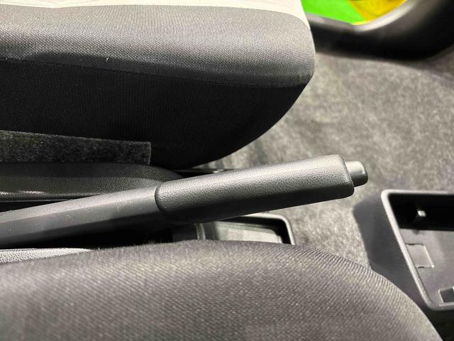 ミライースＸ　ＳＡIII電動ミラー　車線逸脱防止　Ｉストップ　助手席エアバッグ　衝突安全ボディ　ハイビームアシスト　キーフリーシステム　ＬＥＤヘッドライト　Ｂカメラ　横滑り防止機能　運転席エアバッグ　ＡＢＳ　オートライト（広島県）の中古車