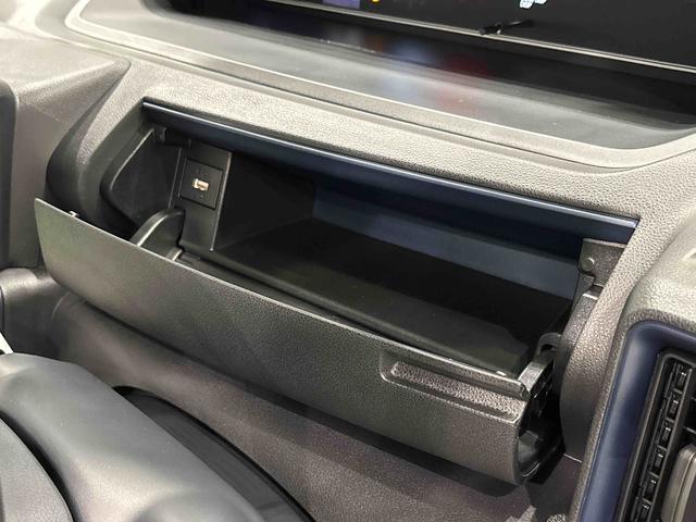 タントＸリミテッド　両側電動スライドドア・ＬＥＤライト・保証付きＬＥＤオートライト　パワースライドドアウェルカムオープン機能　電動パーキングブレーキ　運転席助手席シートヒーター　アルミホイール　キーフリーシステム　　オート電動格納式ドアミラー（広島県）の中古車