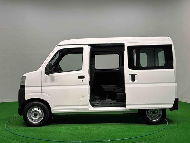 ハイゼットカーゴスペシャル　４ＷＤ　ＡＭ／ＦＭラジオ　予防安全機能スマアシマニュアルエアコン　フロントパワーウインドー　オートライト　アシストグリップ　サンバイザー　ショツピングフック　ハイマウントストップランプ　ハロゲンランプ　スチールホイール　テンパータイヤ（広島県）の中古車
