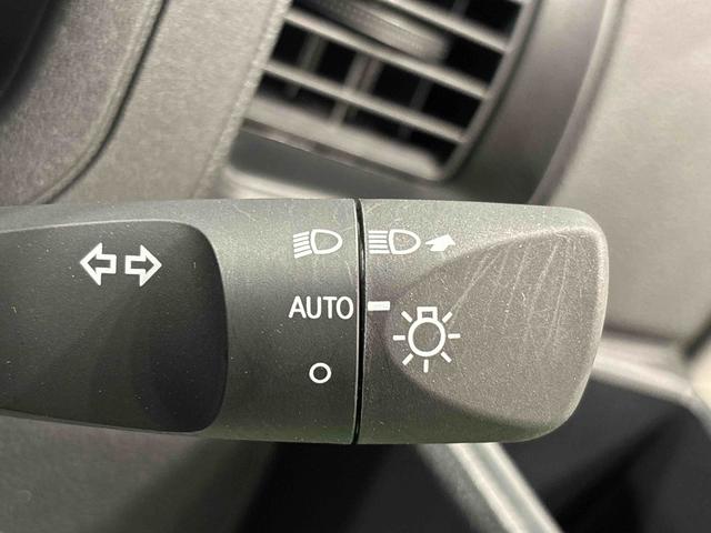 ハイゼットカーゴスペシャル　４ＷＤ　ＡＭ／ＦＭラジオ　予防安全機能スマアシマニュアルエアコン　フロントパワーウインドー　オートライト　アシストグリップ　サンバイザー　ショツピングフック　ハイマウントストップランプ　ハロゲンランプ　スチールホイール　テンパータイヤ（広島県）の中古車
