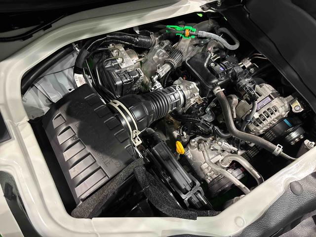 ハイゼットカーゴスペシャル　４ＷＤ　ＡＭ／ＦＭラジオ　予防安全機能スマアシマニュアルエアコン　フロントパワーウインドー　オートライト　アシストグリップ　サンバイザー　ショツピングフック　ハイマウントストップランプ　ハロゲンランプ　スチールホイール　テンパータイヤ（広島県）の中古車