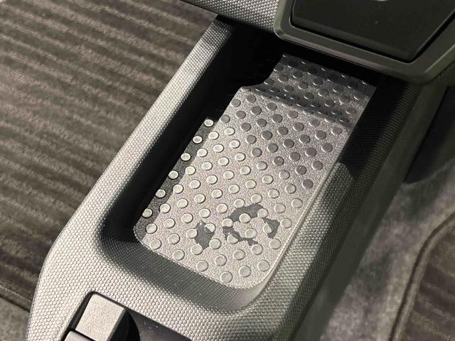 タフトＧターボ　クロムベンチャー　ナビ　バックモニター　ＥＴＣスカイフィールトップ　クロムパック　メッキパック　シルバーアンダーガーニッシュ　インテリアアクセント　ＬＥＤオートハイビーム＆フォグランプ　電動パーキングブレーキ　バックカメラ　アルミホイール（広島県）の中古車
