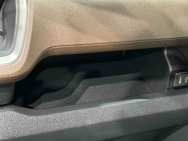 ムーヴＧ　ディスプレイオーディオ　ワイヤレス充電機　バックカメラＬＥＤオートハイビーム・フォグランプ　運転席シートヒーター　アルミホイール　オートライト　プッシュボタンスタート　セキュリティアラーム（広島県）の中古車
