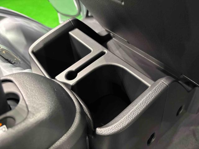 ハイゼットトラックスタンダード　スマアシ　　電子制御式４ＷＤ　スペアタイヤオートライト　手引き式サイドブレーキ（広島県）の中古車
