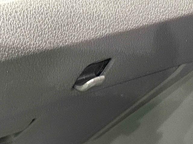 ハイゼットトラックスタンダード　スマアシ　　電子制御式４ＷＤ　スペアタイヤオートライト　手引き式サイドブレーキ（広島県）の中古車