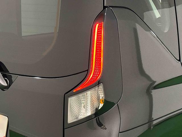 ムーヴＲＳ　バックモニター　電動スライドドア　電動格納ドアミラーＬＥＤオートライト・フォグランプ　電動パーキングブレーキ　プッシュボタンスタート　セキュリティアラーム　バックカメラ　両側電動スライドドア　オート電動格納式ドアミラー（広島県）の中古車