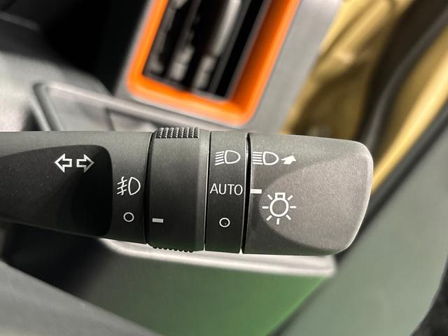 タントファンクロスターボリミテッドＬＥＤオートライト　パワースライドドアウェルカムオープン機能　電動パーキングブレーキ　運転席助手席シートヒーター　アルミホイール　キーフリーシステム　　オート電動格納式ドアミラー（広島県）の中古車