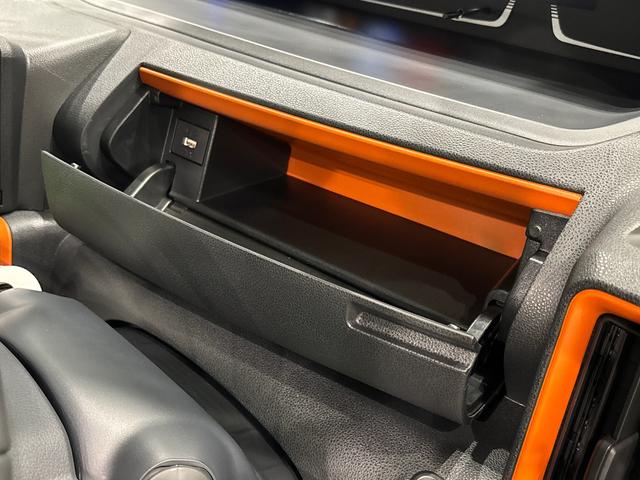タントファンクロスターボリミテッドＬＥＤオートライト　パワースライドドアウェルカムオープン機能　電動パーキングブレーキ　運転席助手席シートヒーター　アルミホイール　キーフリーシステム　　オート電動格納式ドアミラー（広島県）の中古車