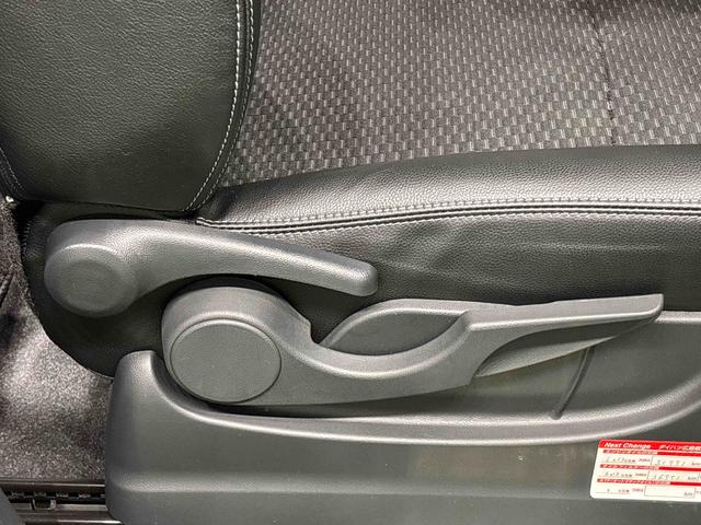 トールカスタムＧ　ターボ　パノラマモニター　電動パーキングブレーキＬＥＤヘッドランプ・フォグランプ　　１５インチアルミホイール　オートライト　プッシュボタンスタート　クルーズコントロール　　コーナーセンサー　パワースライドドア　キーフリーシステム（広島県）の中古車
