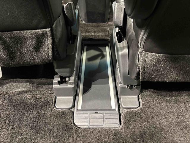 トールカスタムＧ　ターボ　パノラマモニター　電動パーキングブレーキＬＥＤヘッドランプ・フォグランプ　　１５インチアルミホイール　オートライト　プッシュボタンスタート　クルーズコントロール　　コーナーセンサー　パワースライドドア　キーフリーシステム（広島県）の中古車