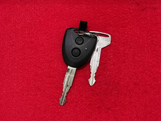 ミライースＸ　ＳＡIIIＬＥＤヘッドランプ　セキュリティアラーム　コーナーセンサー　１４インチフルホイールキャップ　キーレスエントリー　電動格納式ドアミラー　ショツピングフック　マニュアルエアコン（広島県）の中古車