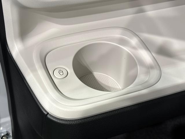 ムーヴキャンバスストライプスGBカメラ付 ハンズフリー両側電動ドア 衝突被害軽減装置 スマキー 電動格納 ハイビームアシスト エコアイドル レーンキープアシスト フロントベンチシート LEDヘッドライト シートヒーター キーフリー(広島県)の中古車