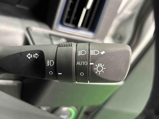 タントカスタムＲＳリミテッド　全車速追従機能付ＡＣＣパノラマモニター対応純正ナビ装着用アップグレードパック　運転席・助手席シートヒーター　電動パーキングブレーキ＋オートホールドブレーキ機能　運転席シートリフター　チルトステアリング　キーフリーシステム（広島県）の中古車