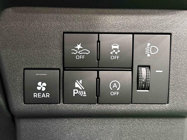 ハイゼットカーゴＤＸ　４ＷＤ　オートライト　リヤスモークガラス　キーレスハロゲンヘッドランプ　キーレスエントリー　オーバーヘッドシェルフ　荷室ランプ　ＡＭ・ＦＭラジオ　テンパータイヤ　スチールホイール　マニュアルエアコン（広島県）の中古車