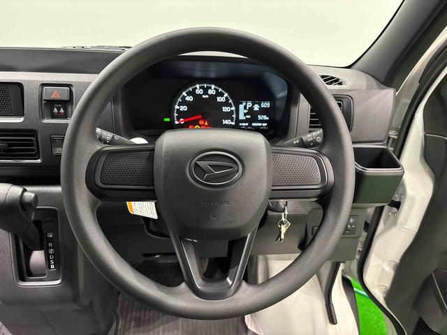 ハイゼットカーゴＤＸ　４ＷＤ　ラジオ付き保証継承・令和７年式・スマートアシスト・オートライト・パワーウィンドウ・コーナーセンサー・マニュアルエアコン・キーレスエントリー・多収納・ドリンクホルダー・リヤワイパー・ジャッキ・ハロゲンヘッドライト（広島県）の中古車
