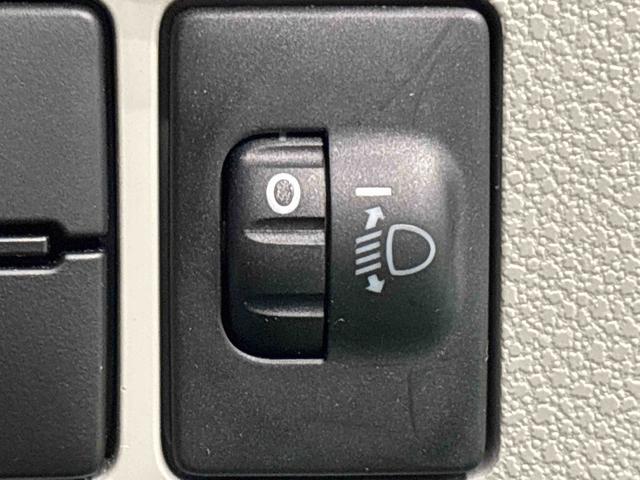 ミライースX リミテッドSAIIILEDヘッドランプ セキュリティアラーム コーナーセンサー 14インチフルホイールキャップ キーレスエントリー 電動格納式ドアミラー ショツピングフック マニュアルエアコン(広島県)の中古車