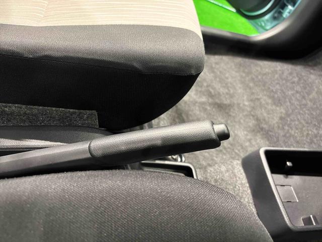 ミライースX リミテッドSAIIILEDヘッドランプ セキュリティアラーム コーナーセンサー 14インチフルホイールキャップ キーレスエントリー 電動格納式ドアミラー ショツピングフック マニュアルエアコン(広島県)の中古車